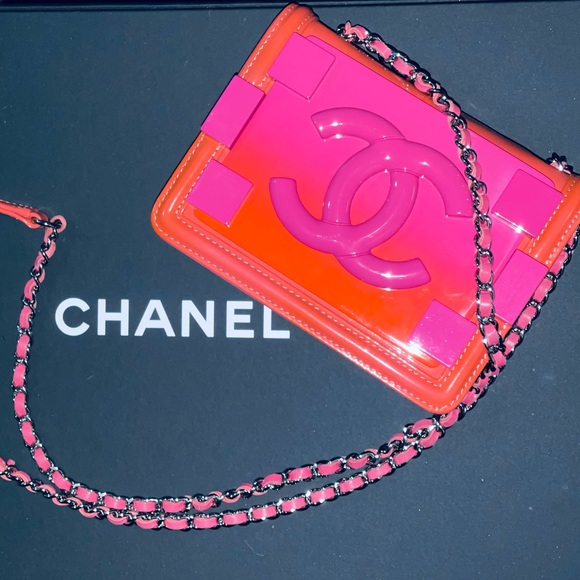CHANEL Handbags - 💯Auth RARE NEW CHANEL LEGO BRICK BAG PINK OMBRE’ Crossbody +AUTHENTICITY PAPERs